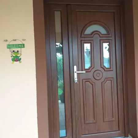 Mercury Mamaia Nord Guest house