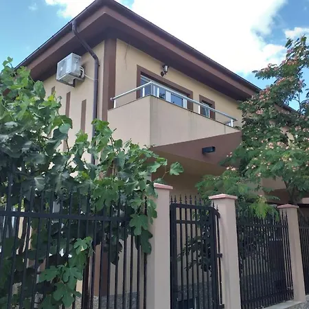 Casa de hóspedes Mercury Mamaia Nord 3*