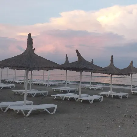Casa de hóspedes Mercury Mamaia Nord 3*